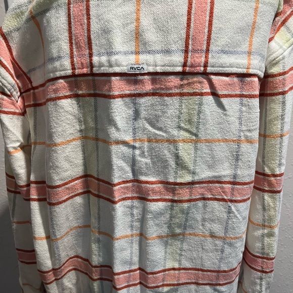 RVCA women’s flannel - Picture 2 of 3